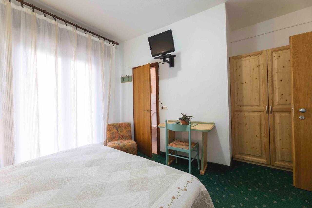 Castel Mani Hotel San Lorenzo Dorsino