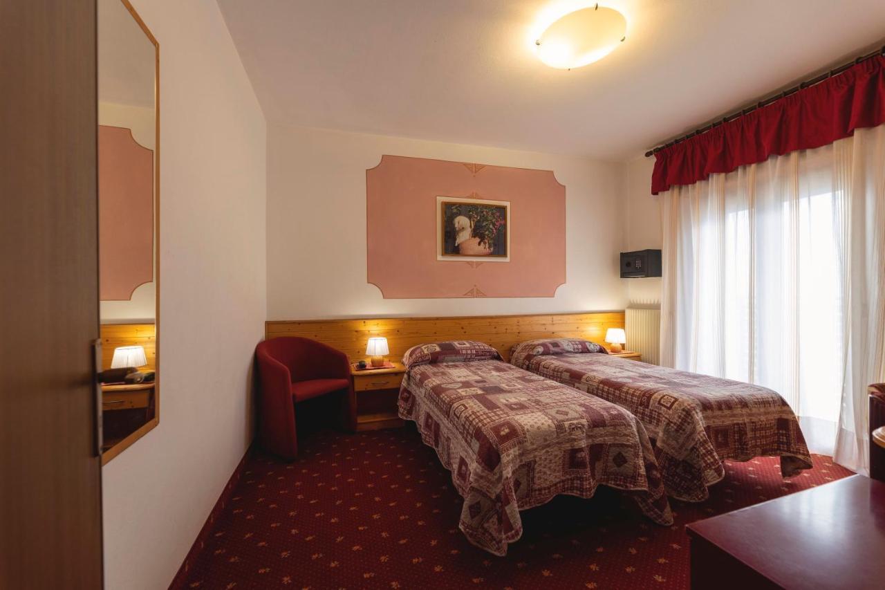 Castel Mani Hotel San Lorenzo Dorsino