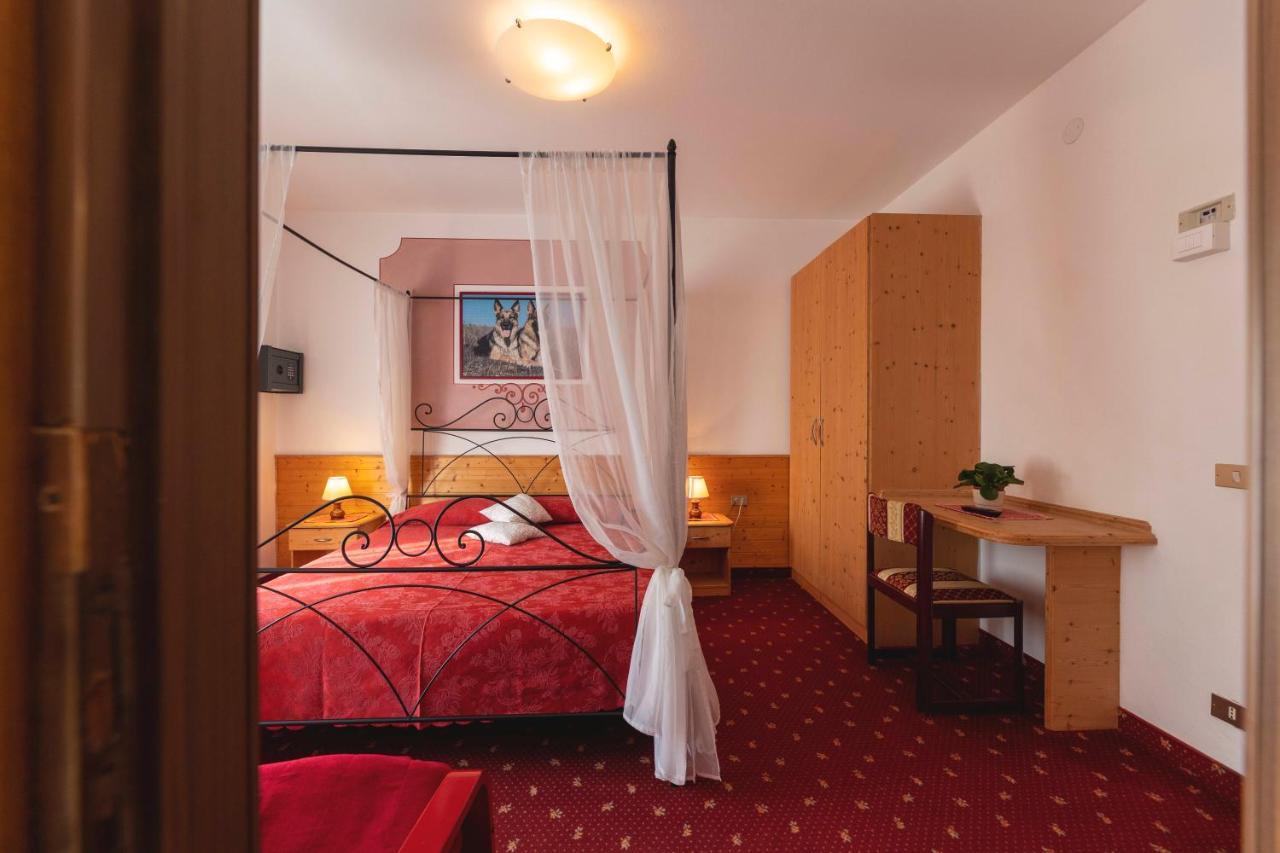 Castel Mani Hotel San Lorenzo Dorsino