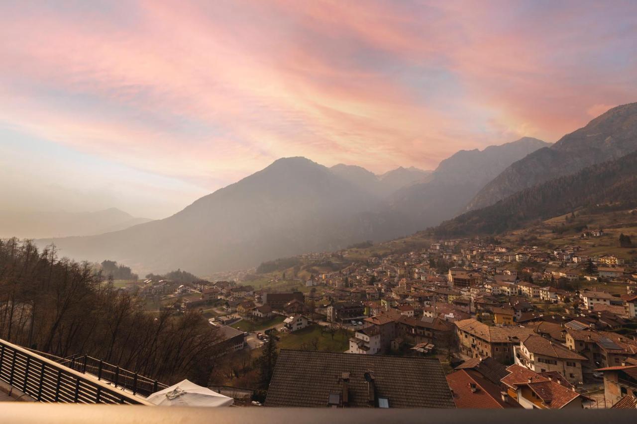 Hotel Castel Mani San Lorenzo Dorsino